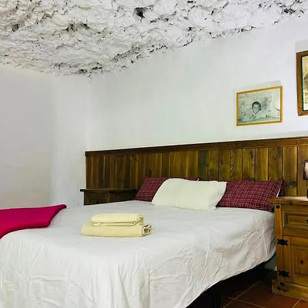 Casa Cueva Manuel Y Maria *